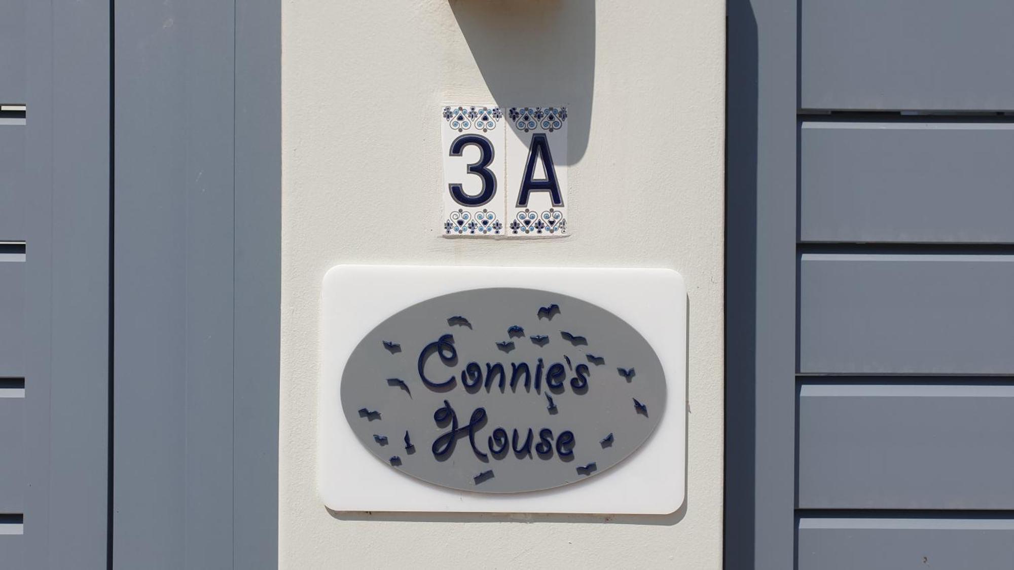 Connie'S Beach House 科斯镇 外观 照片